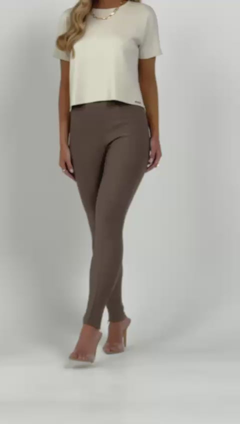 Calça Skinny Modeladora Glam Cintura Alta Fendi QUE NÃO AMASSA