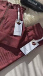 Stories de Top Ultra Premium Curve Red Cherry