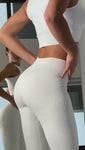 Stories de Legging Ultra Modeladora Curve Branca