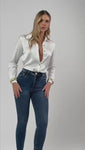 Stories de Calça Jeans Modeladora Essencial Skinny Cós Super Alto Barra Corte a Laser