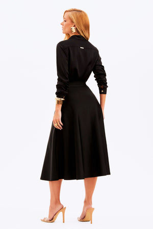 Saia Midi Evasê Glam Preta QUE NÃO AMASSA