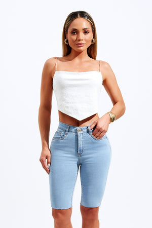 Shorts Jeans Modelador Ciclista Claro Cós Médio