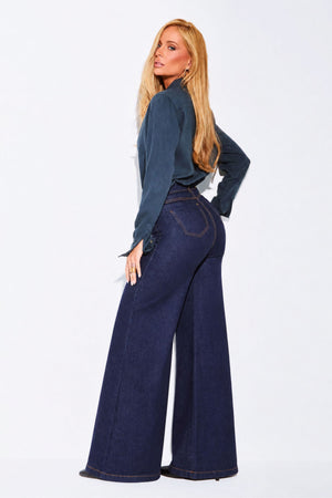 Calça Jeans Pantalona Ultra Modeladora Cintura Alta Barra Tradicional