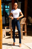 Calça Jeans Ultra Modeladora Skinny Cós Alto Barra Corte a Laser