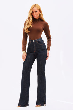 Calça Jeans Wide Leg Modeladora Fantástica Cintura Super Alta Barra Tradicional