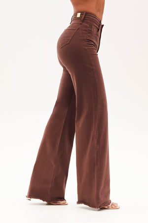 Calça Jeans Modeladora Coffee Wide Leg Cós Super Alto